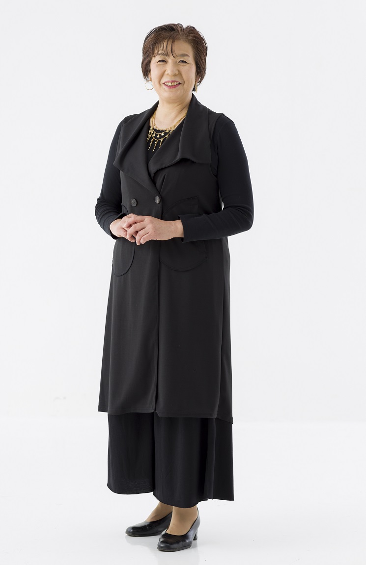 ����@����