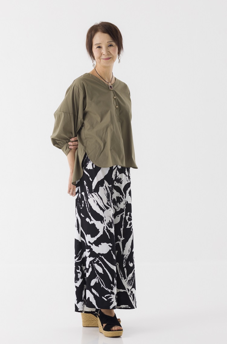 �����@���q